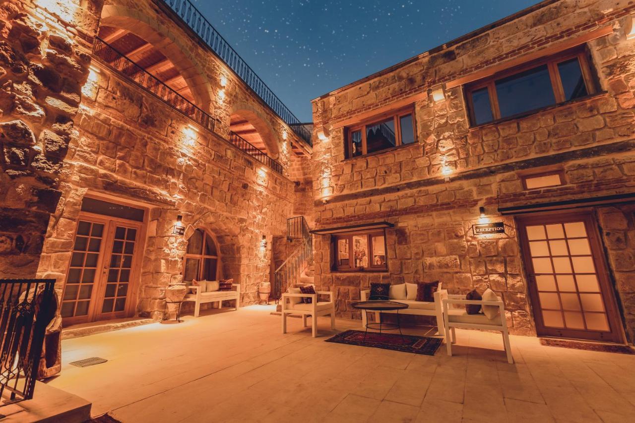 Pinhan Cave Suites Учгісар Екстер'єр фото