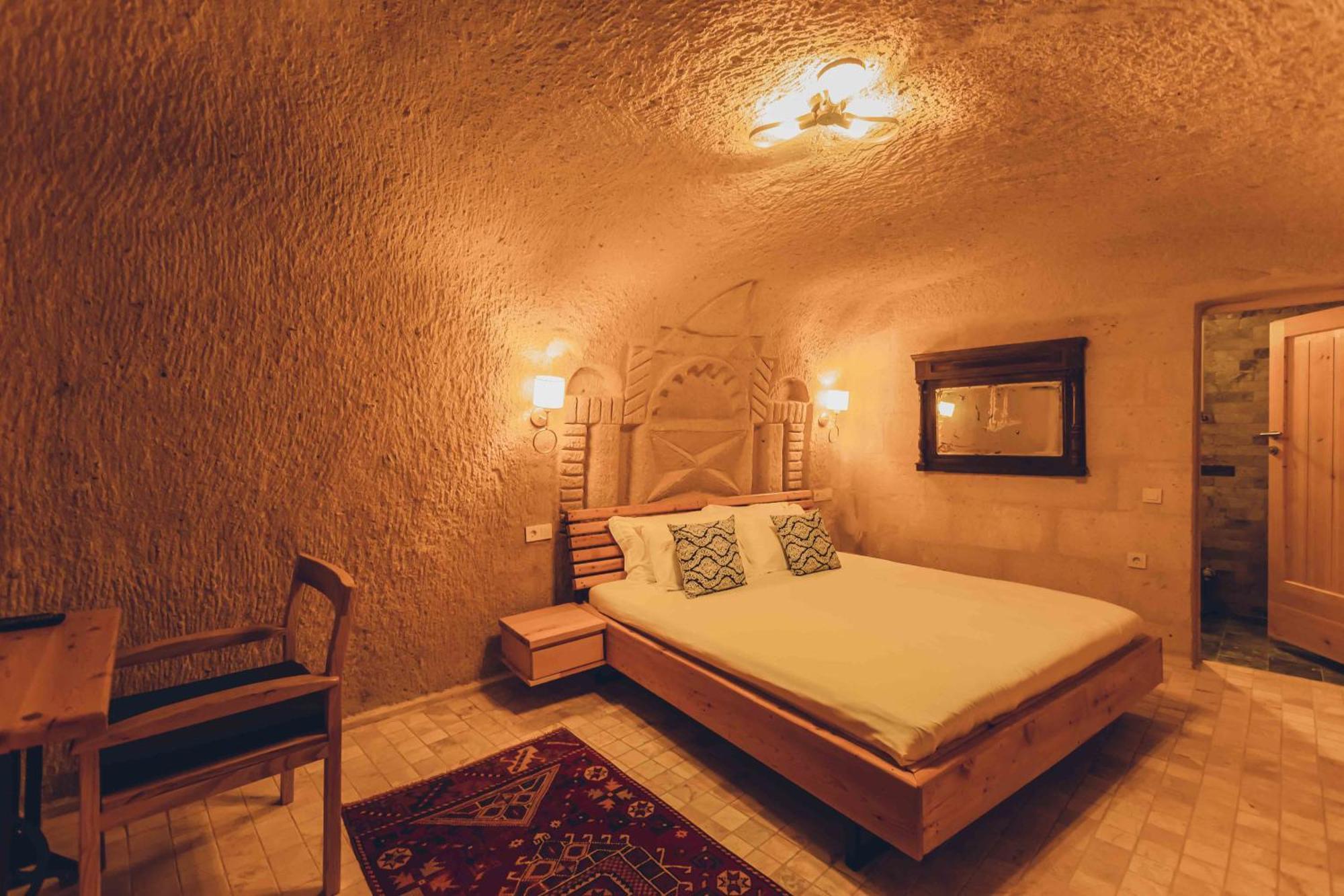 Pinhan Cave Suites Учгісар Екстер'єр фото