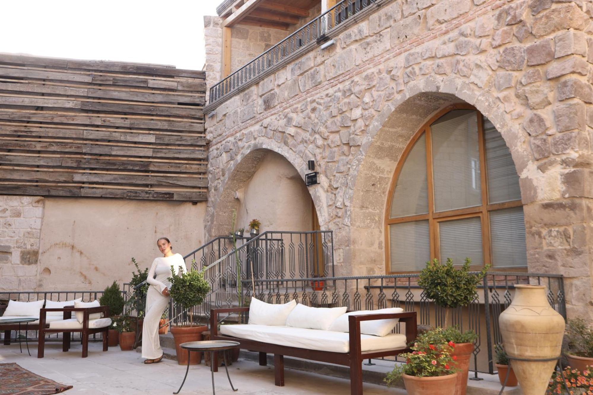 Pinhan Cave Suites Учгісар Екстер'єр фото