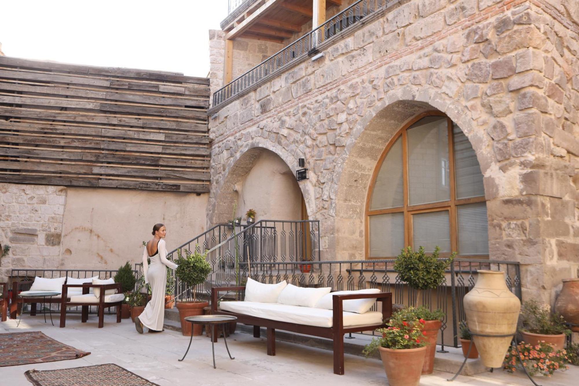 Pinhan Cave Suites Учгісар Екстер'єр фото