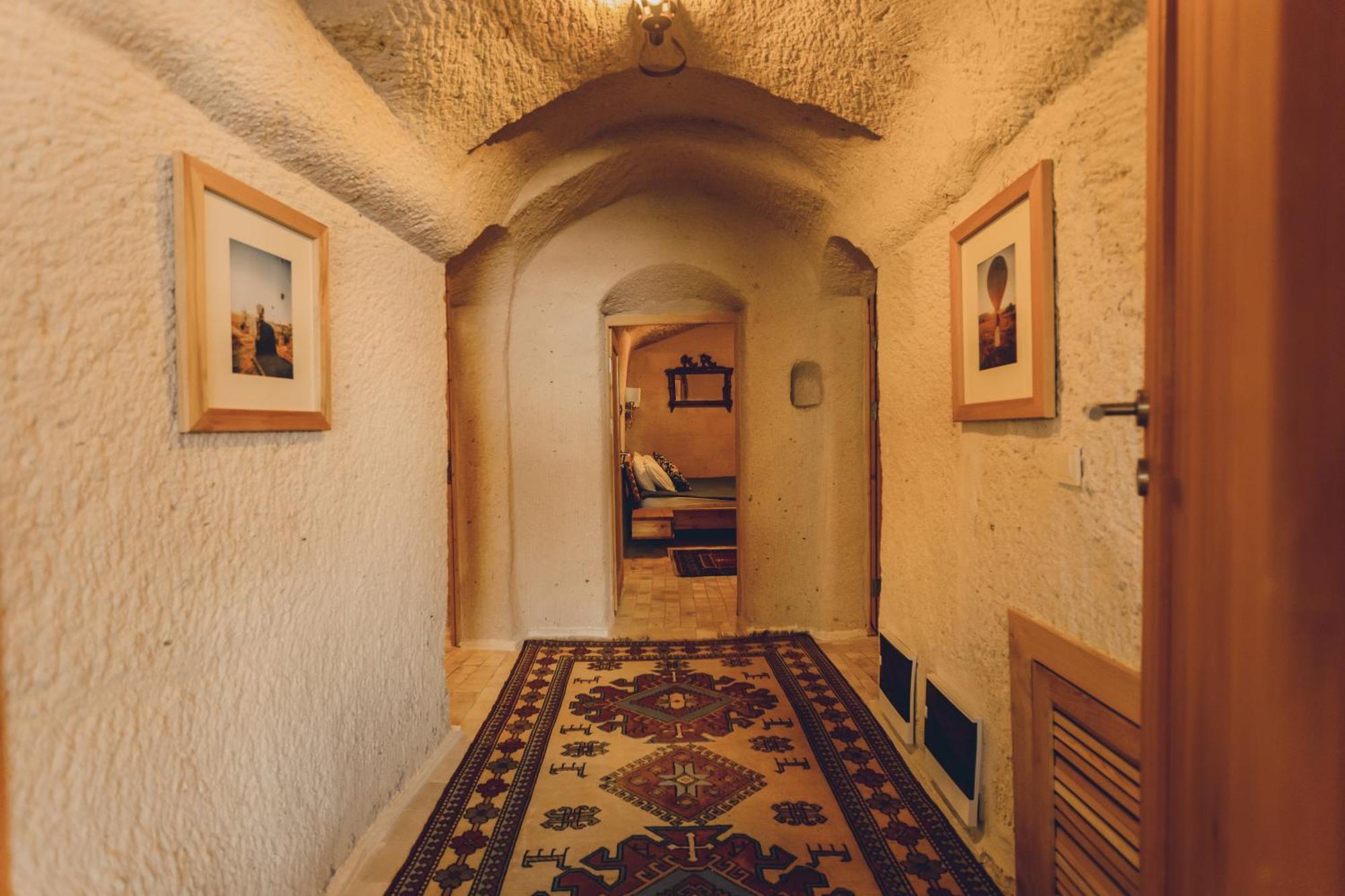 Pinhan Cave Suites Учгісар Екстер'єр фото