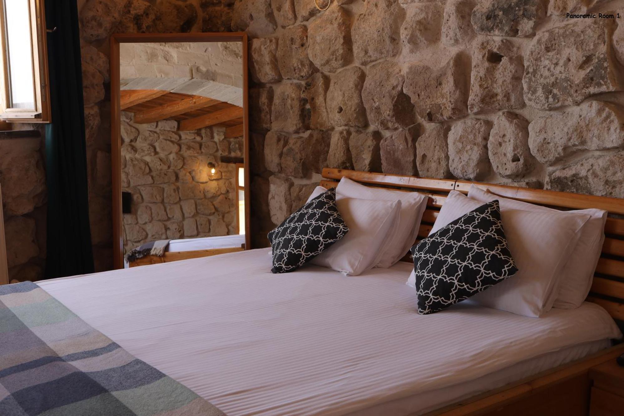 Pinhan Cave Suites Учгісар Екстер'єр фото