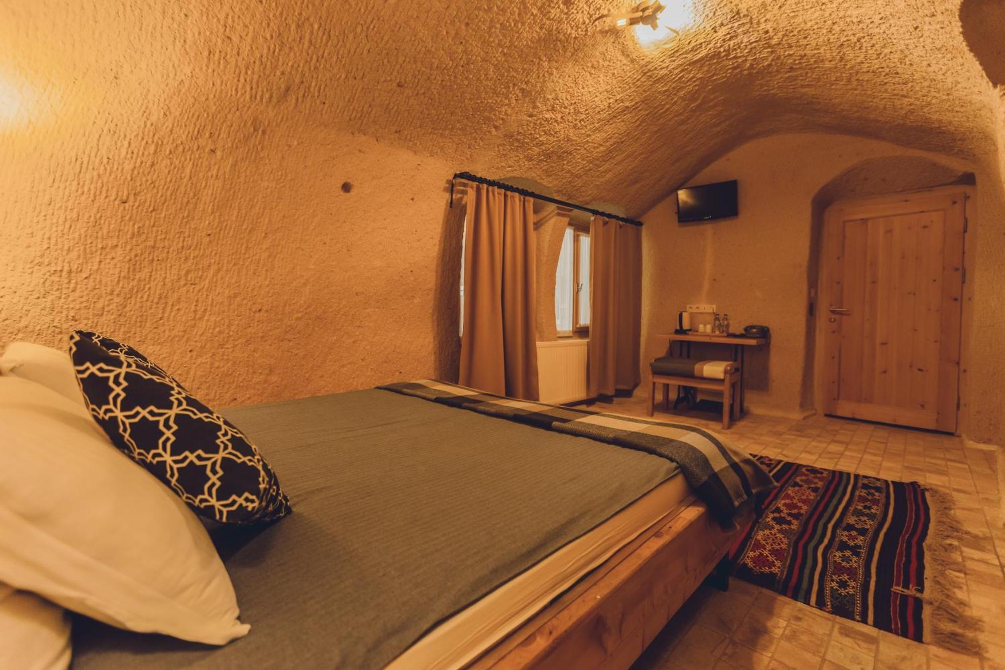 Pinhan Cave Suites Учгісар Екстер'єр фото