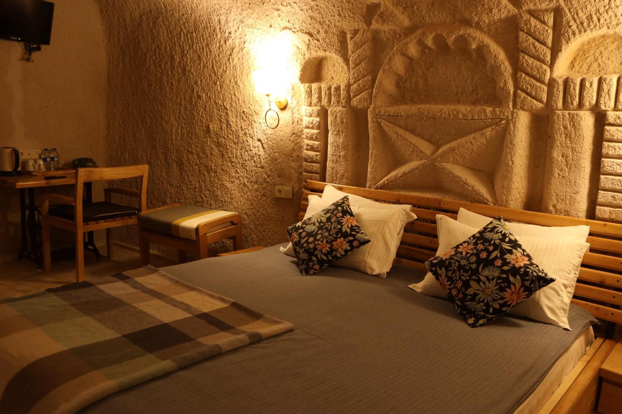 Pinhan Cave Suites Учгісар Екстер'єр фото